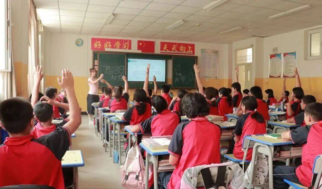 疆育桃李同心筑梦绽芳华”项目实践纪实AG真人app暑期实践风采丨“强师兴(图3)